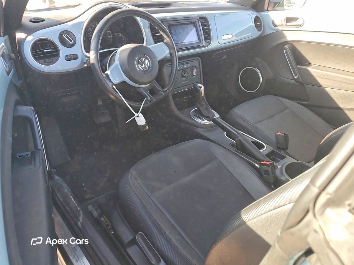 Volkswagen Beetle 2012