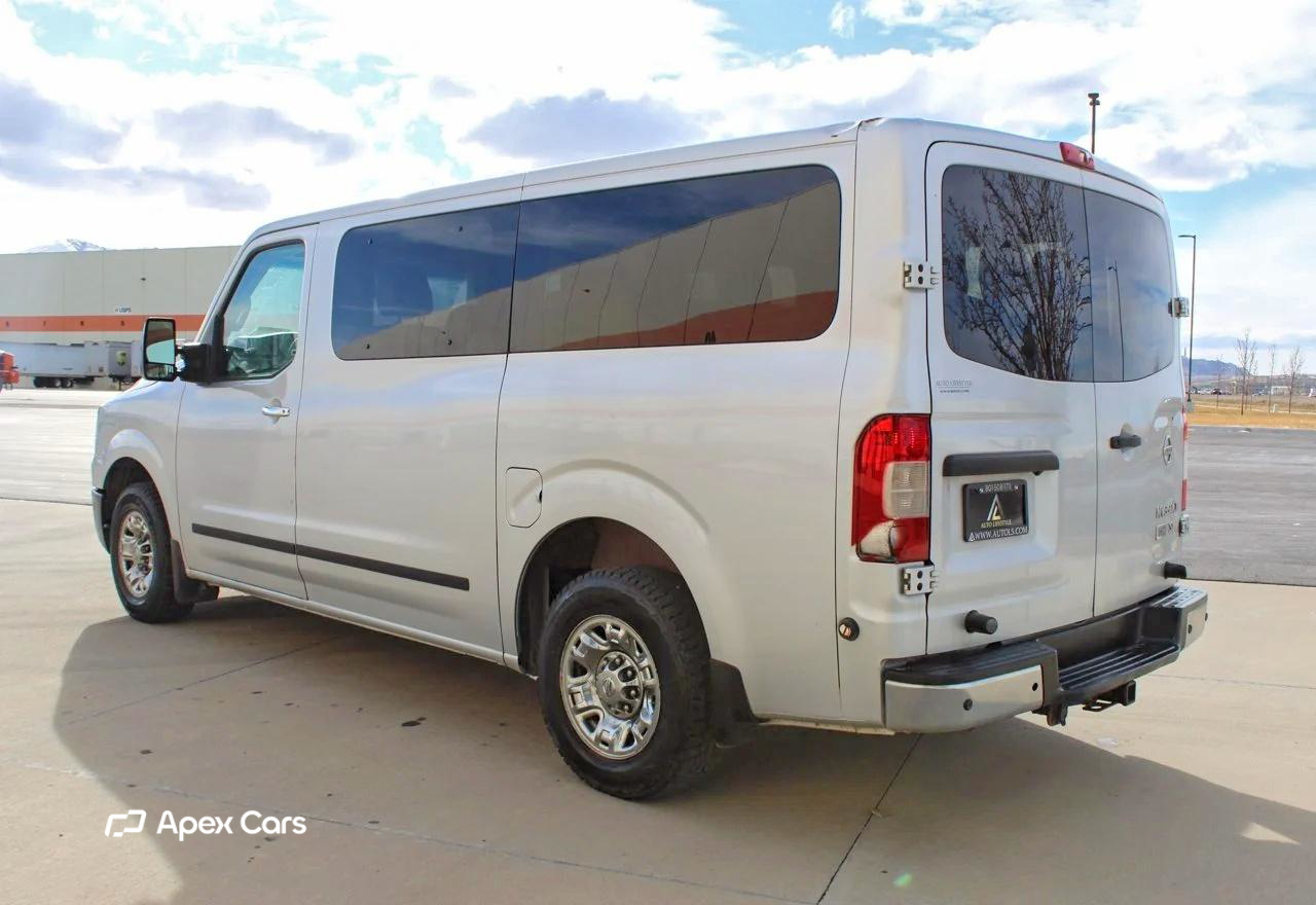 Nissan NV 2015