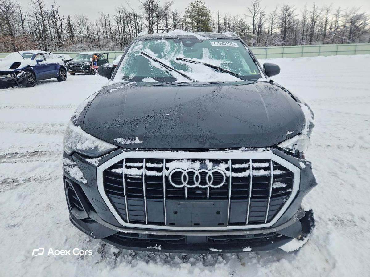 Audi Q3 2021