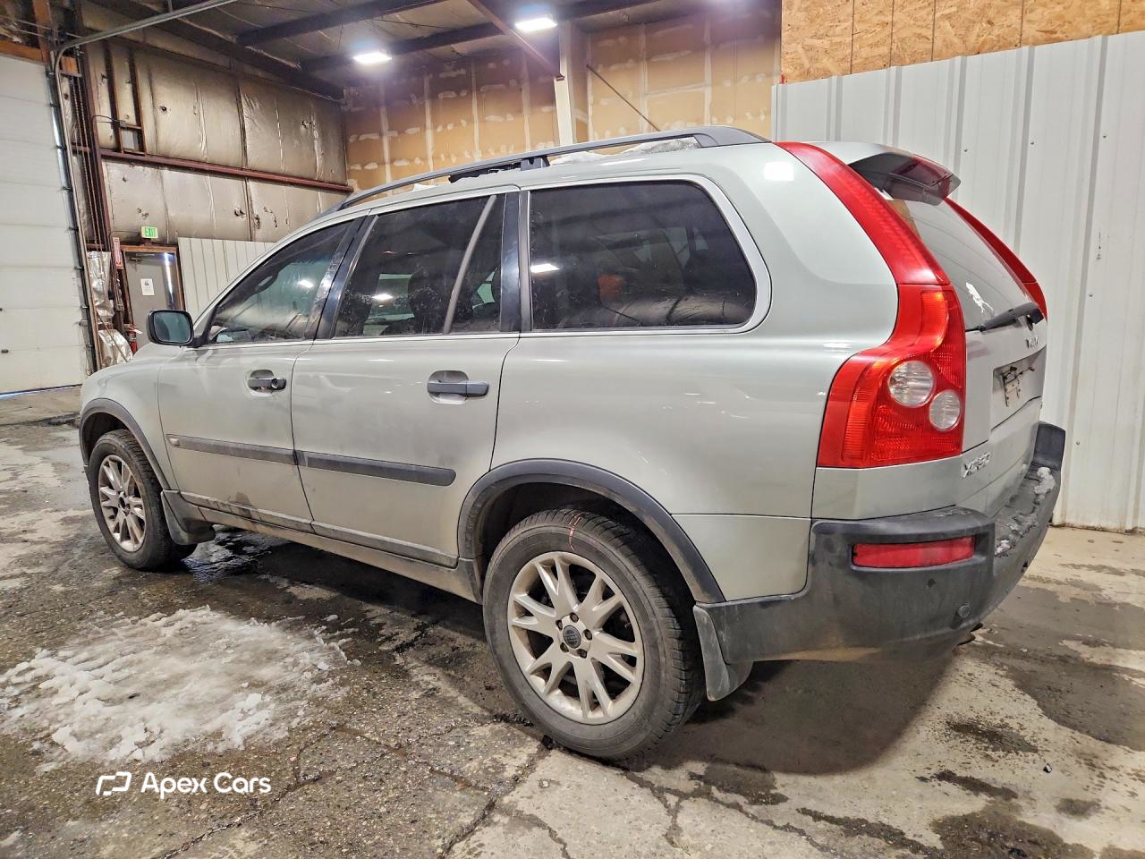 Volvo XC90 2004