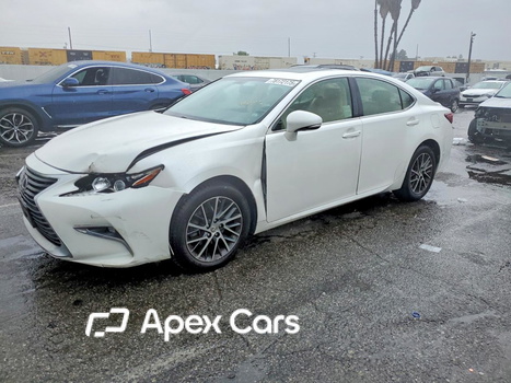 Lexus ES 2016 - Image 1 of 13