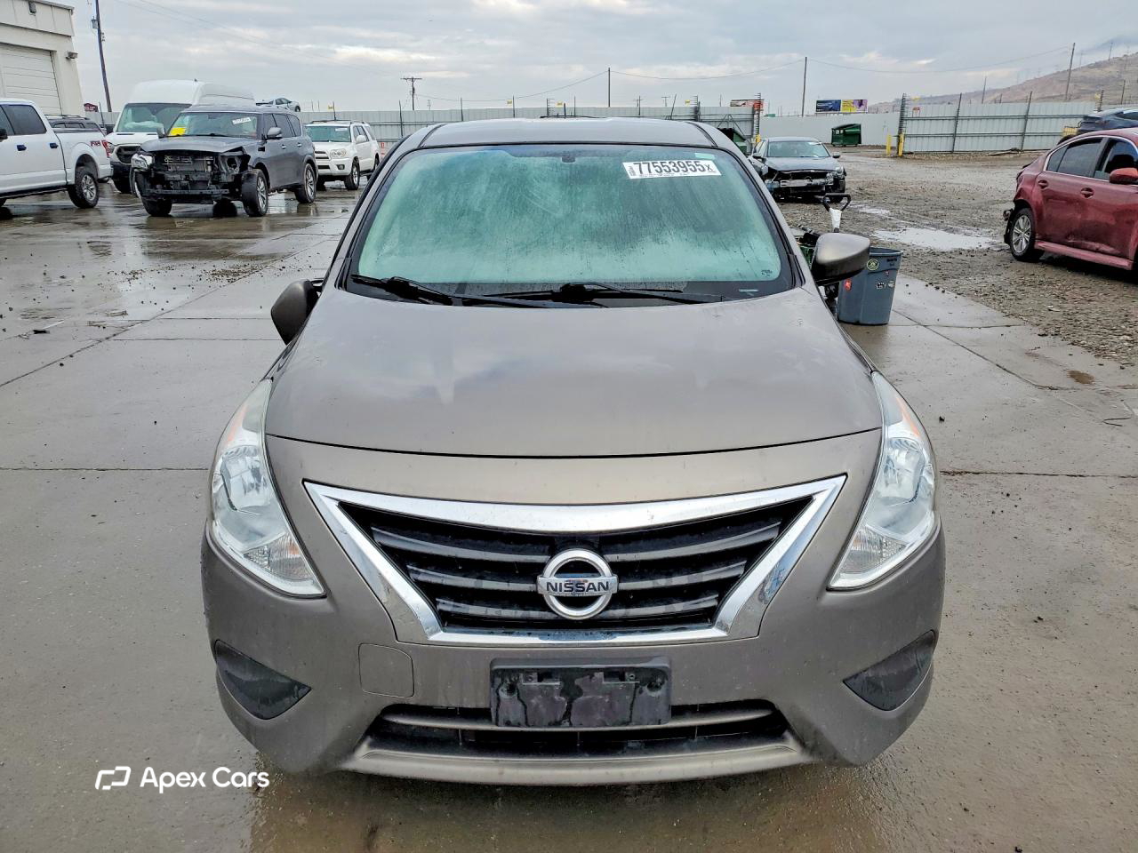 Nissan Versa 2016