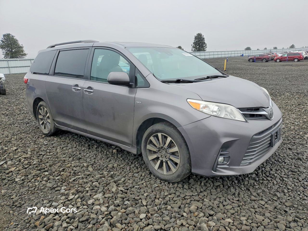 Toyota Sienna 2018