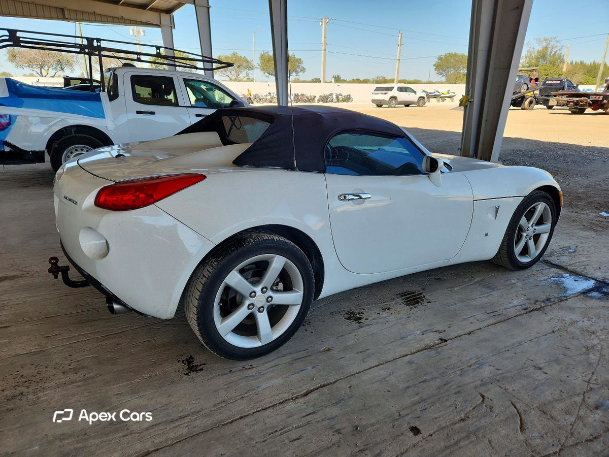 Pontiac Solstice 2006