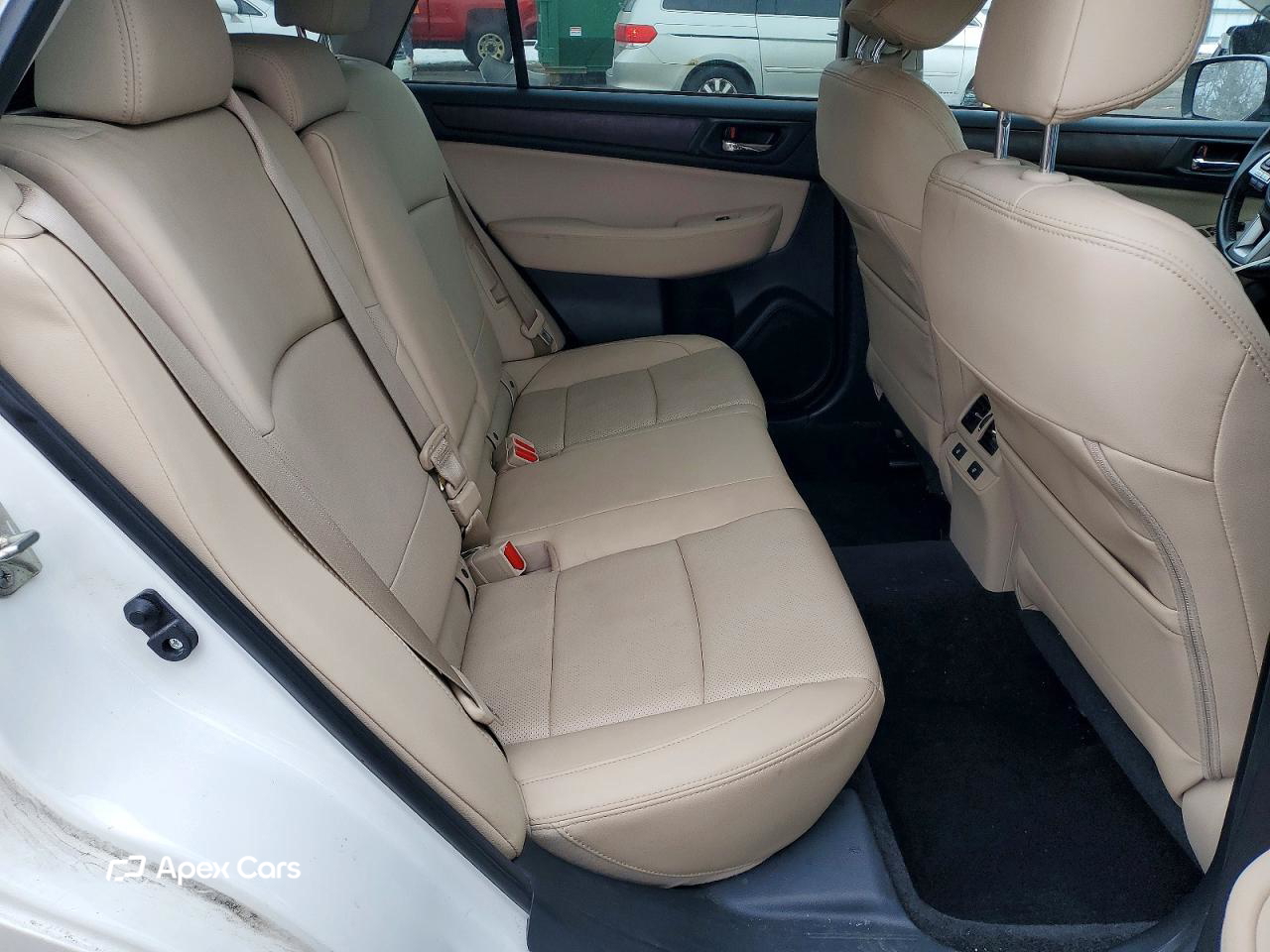 Subaru Outback 2015