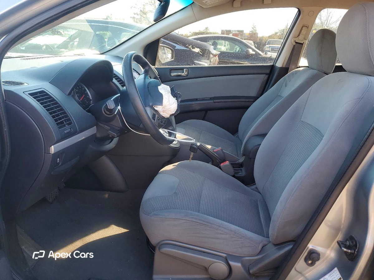 Nissan Sentra 2012