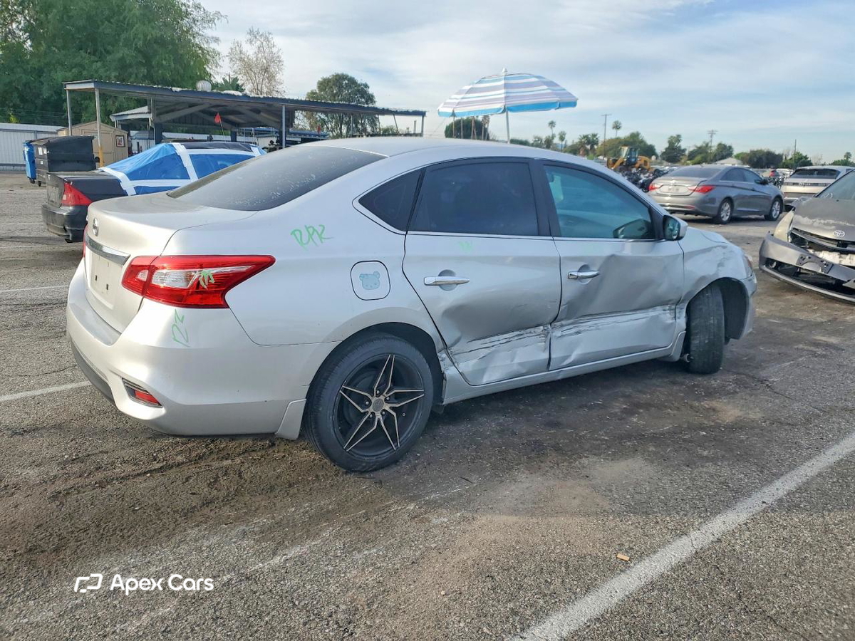Nissan Sentra 2019