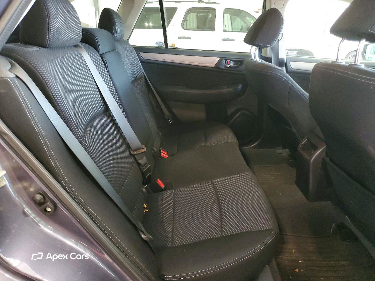 Subaru Outback 2016