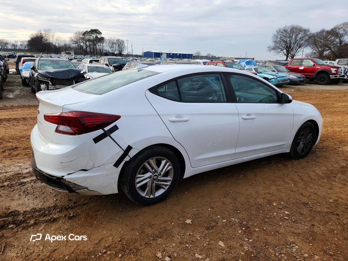Hyundai Elantra 2019