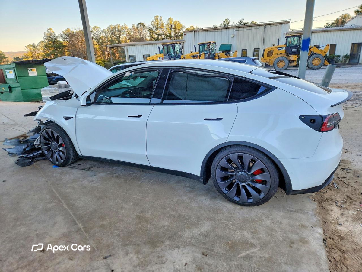 Tesla Model Y 2022