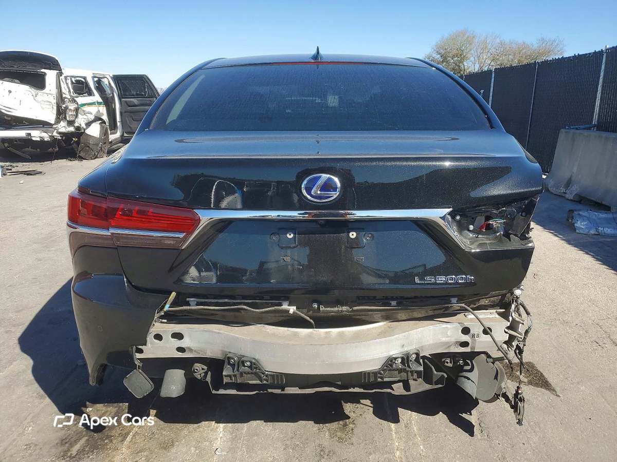 Lexus LS 2019