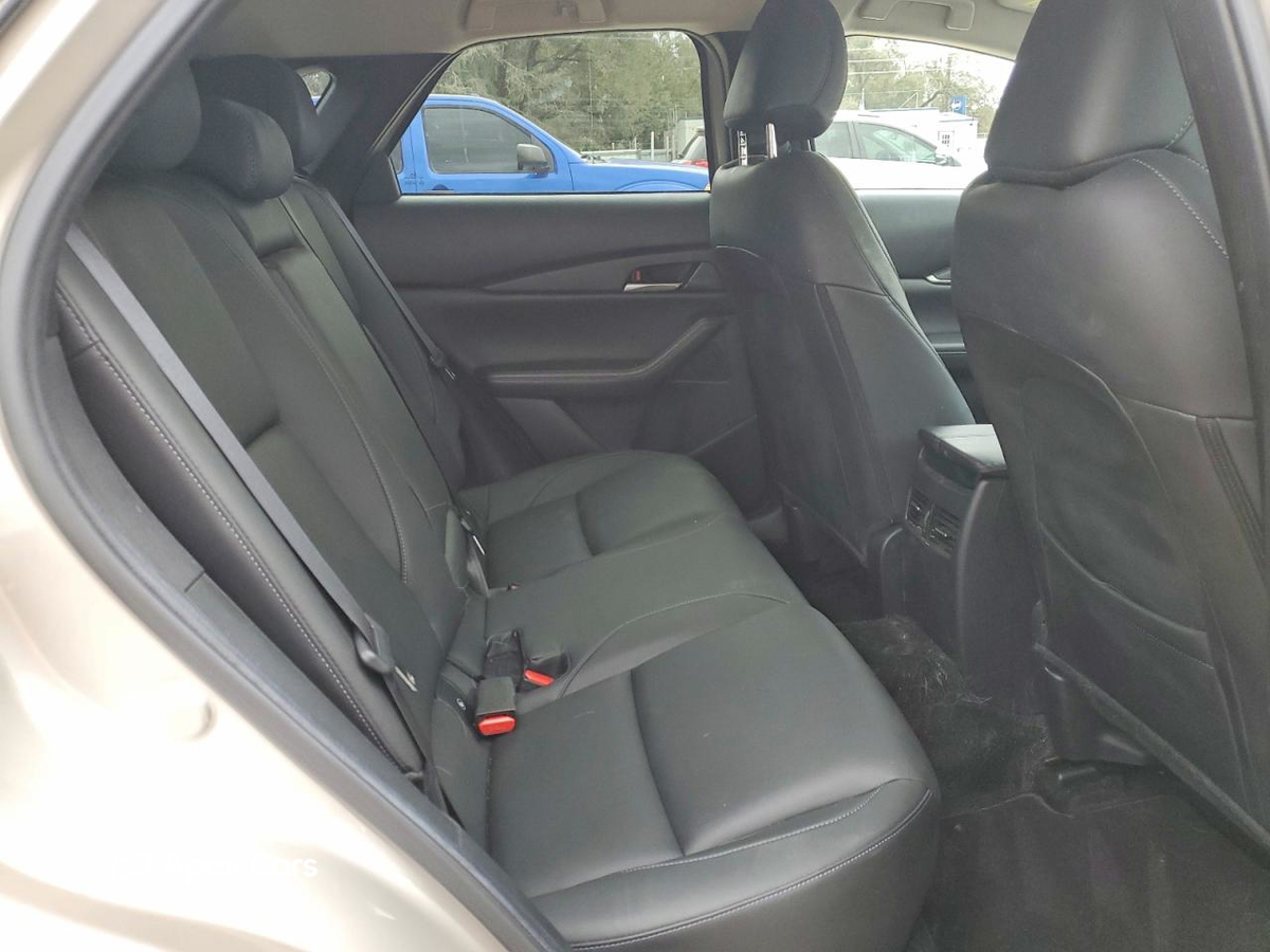 Mazda CX-30 2024
