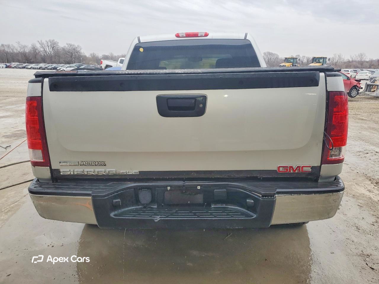 GMC Sierra 2011