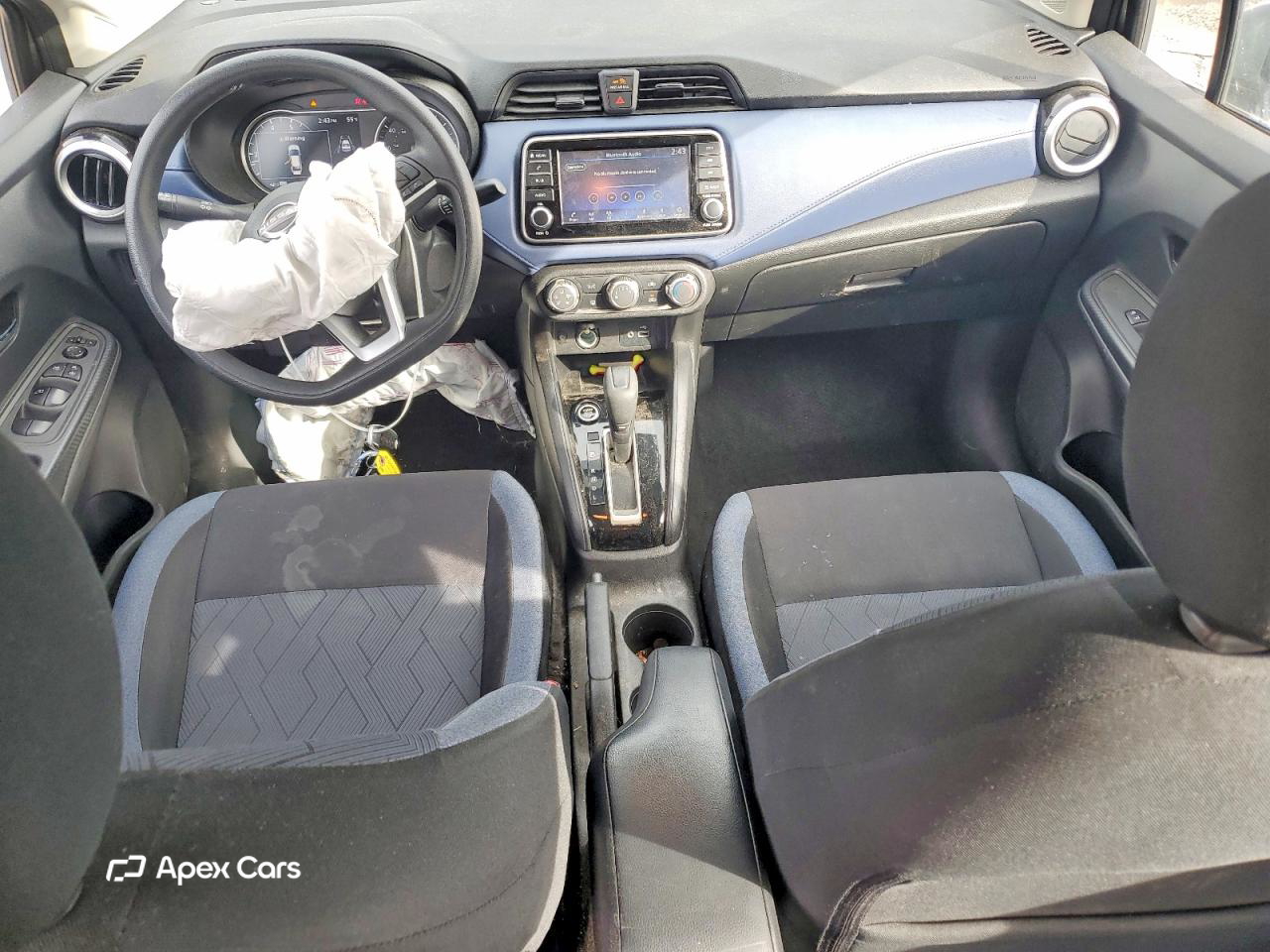 Nissan Versa 2023