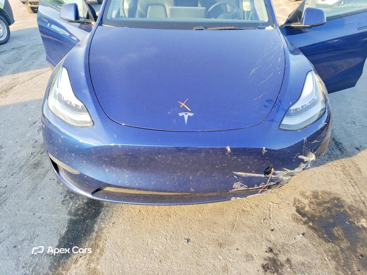Tesla Model Y 2020