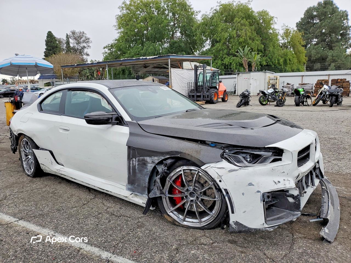 BMW M2 2024