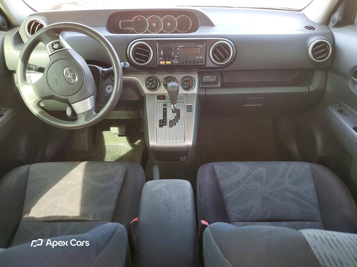 Scion xB 2012