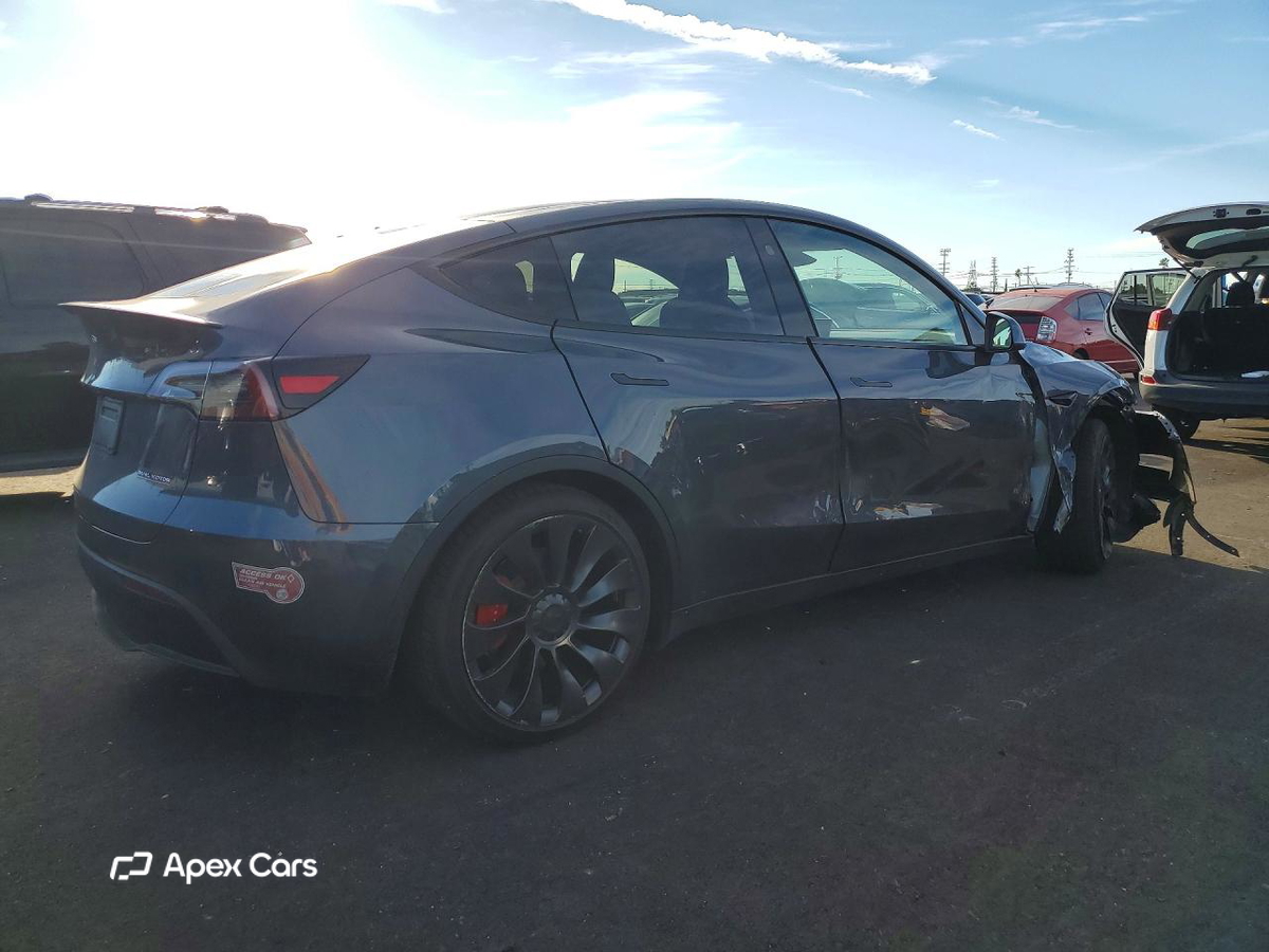 Tesla Model Y 2023