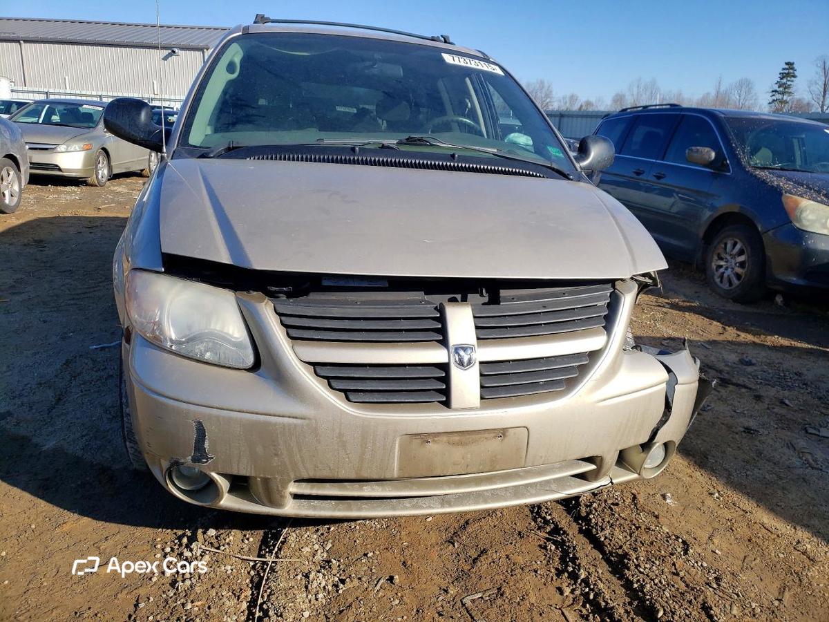 Dodge Caravan 2005
