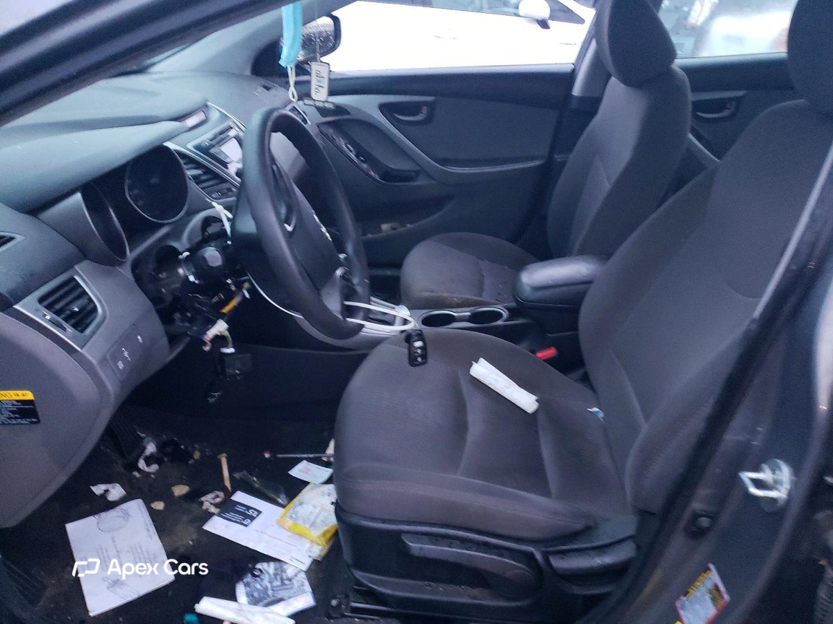 Hyundai Elantra 2014