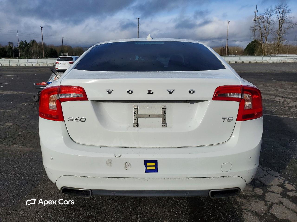 Volvo S60 2015