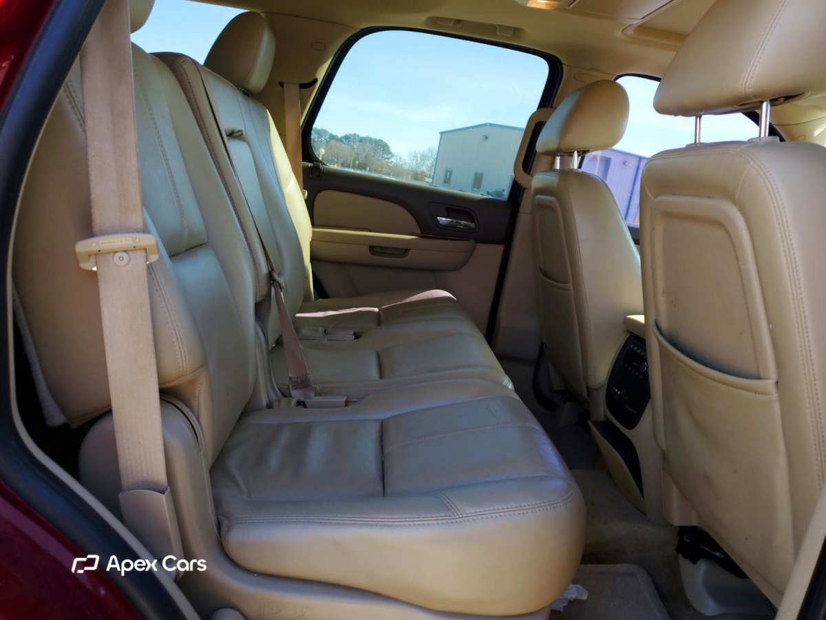 Chevrolet Tahoe 2011
