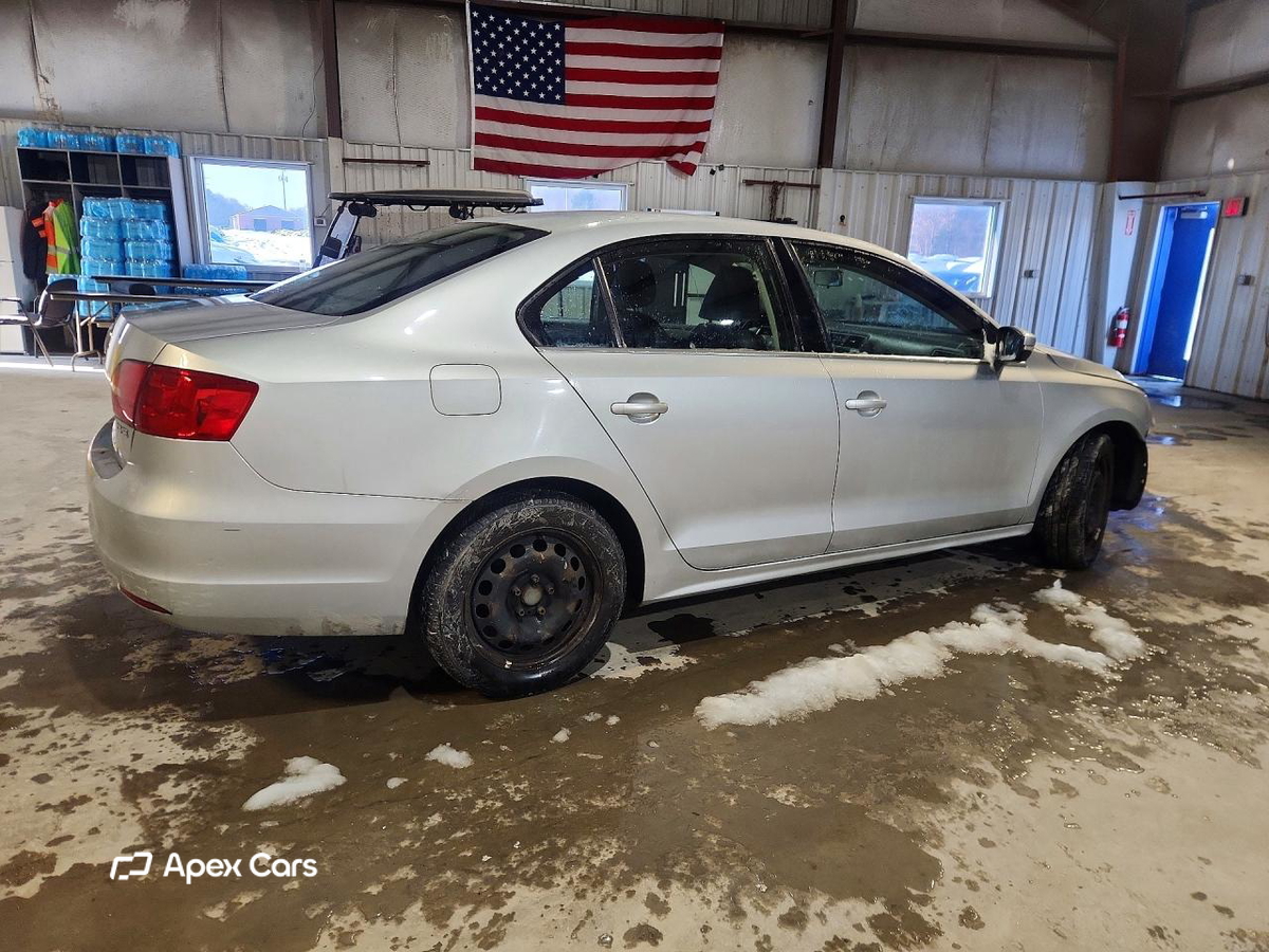 Volkswagen Jetta 2013