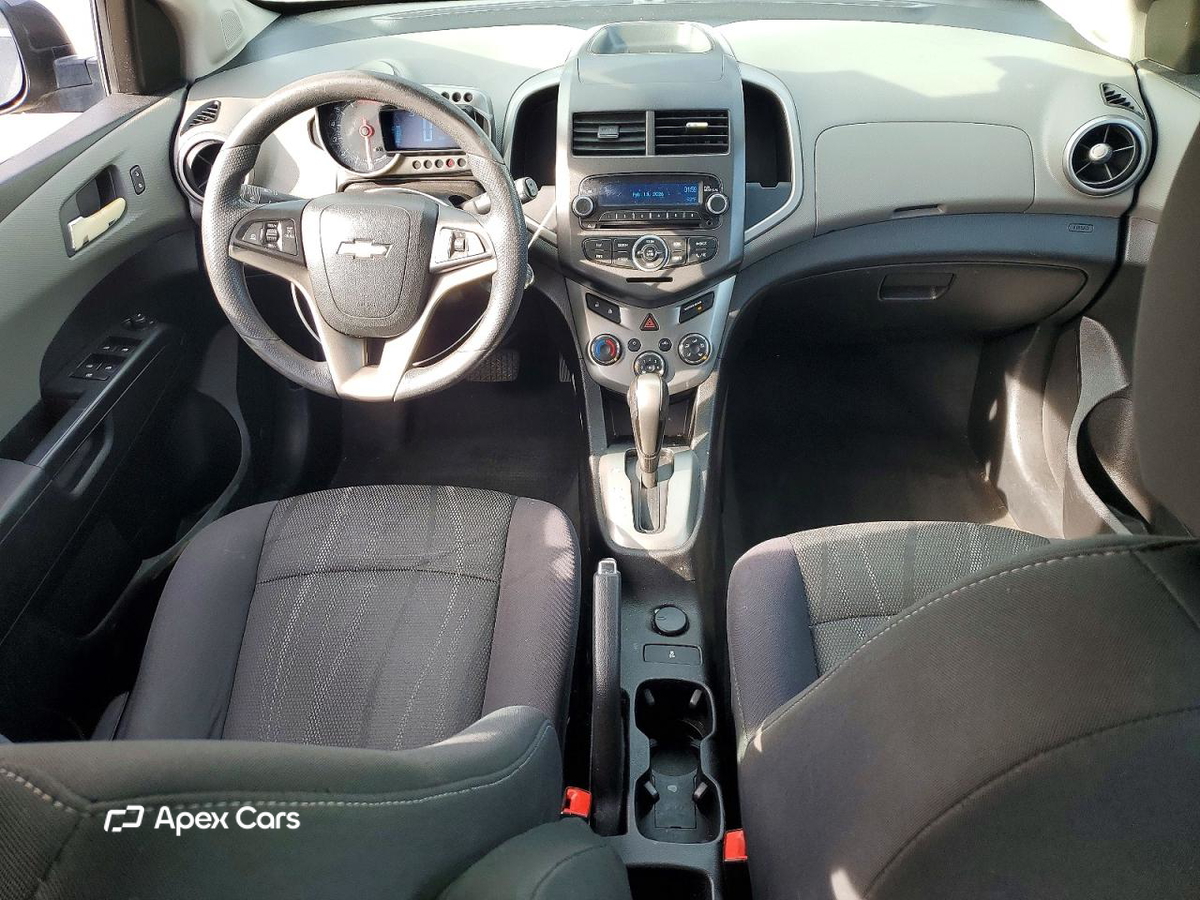 Chevrolet Sonic 2015