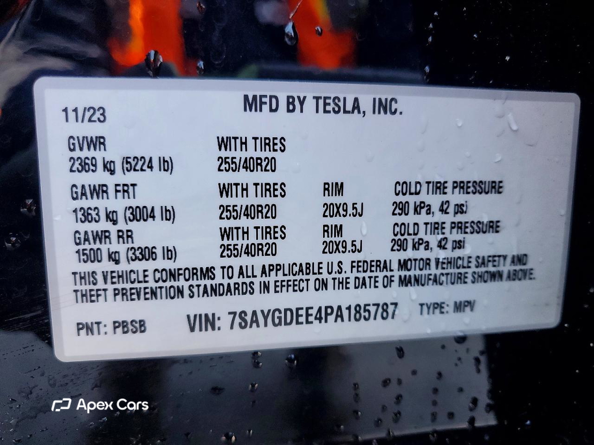 Tesla Model Y 2023