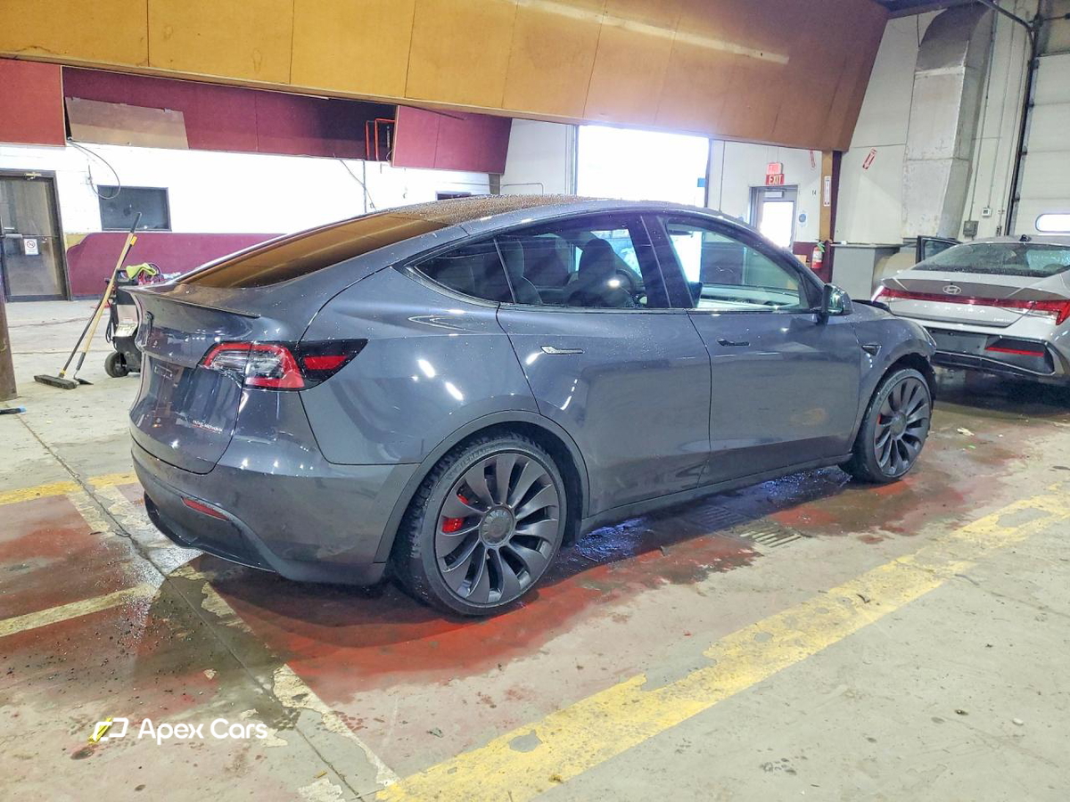Tesla Model Y 2022