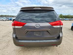 Toyota Sienna 2011