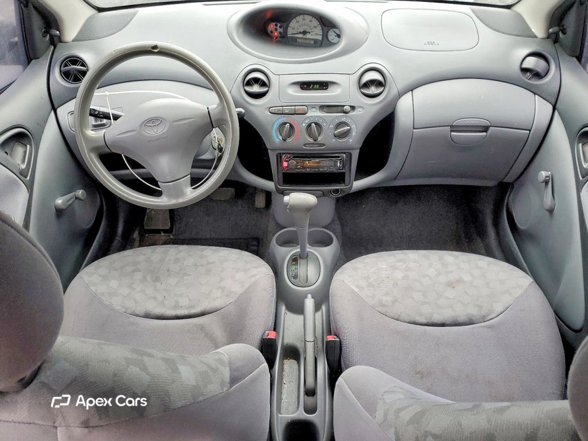 Toyota Echo 2000
