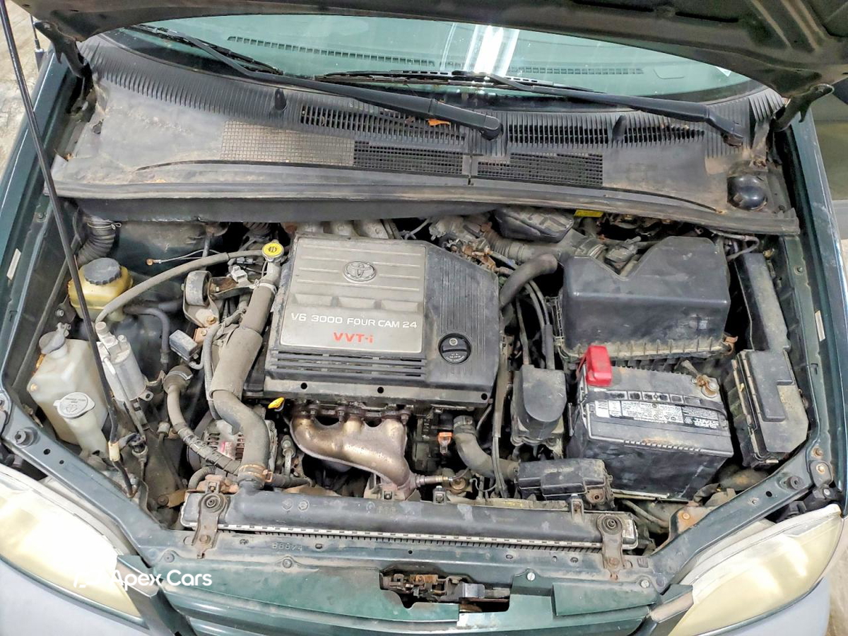 Toyota Sienna 2002