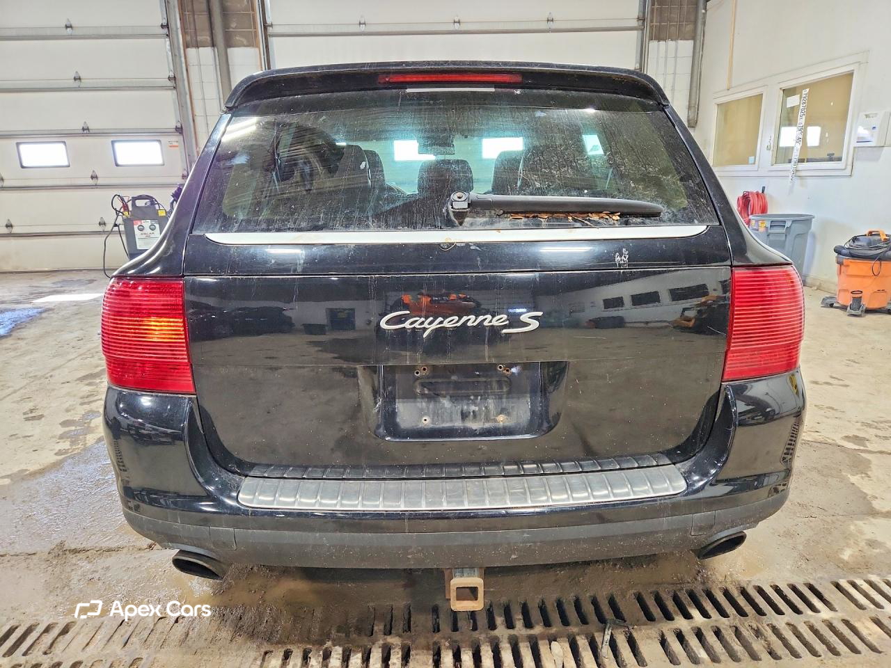 Porsche Cayenne 2004