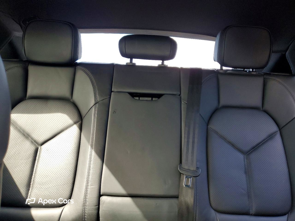 Porsche Macan 2021