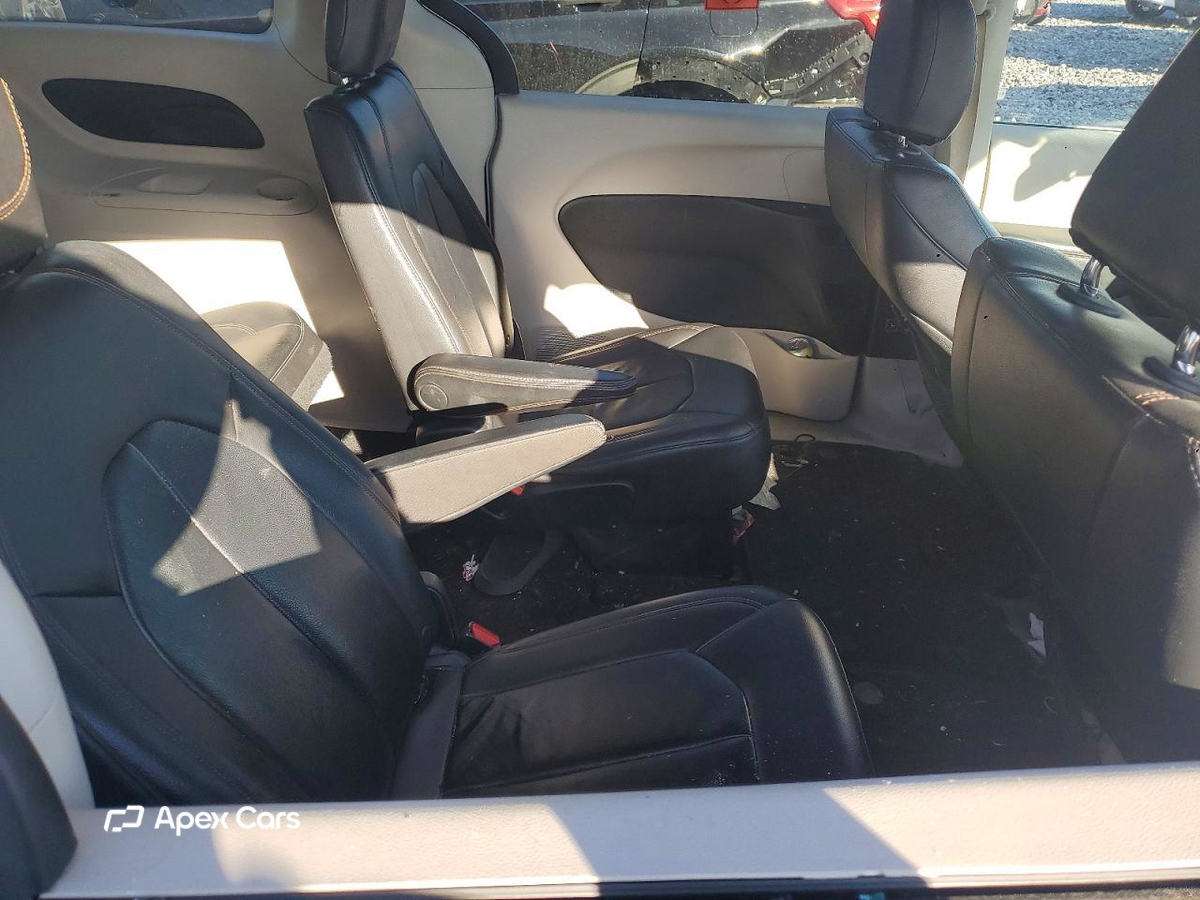 Chrysler Pacifica 2017