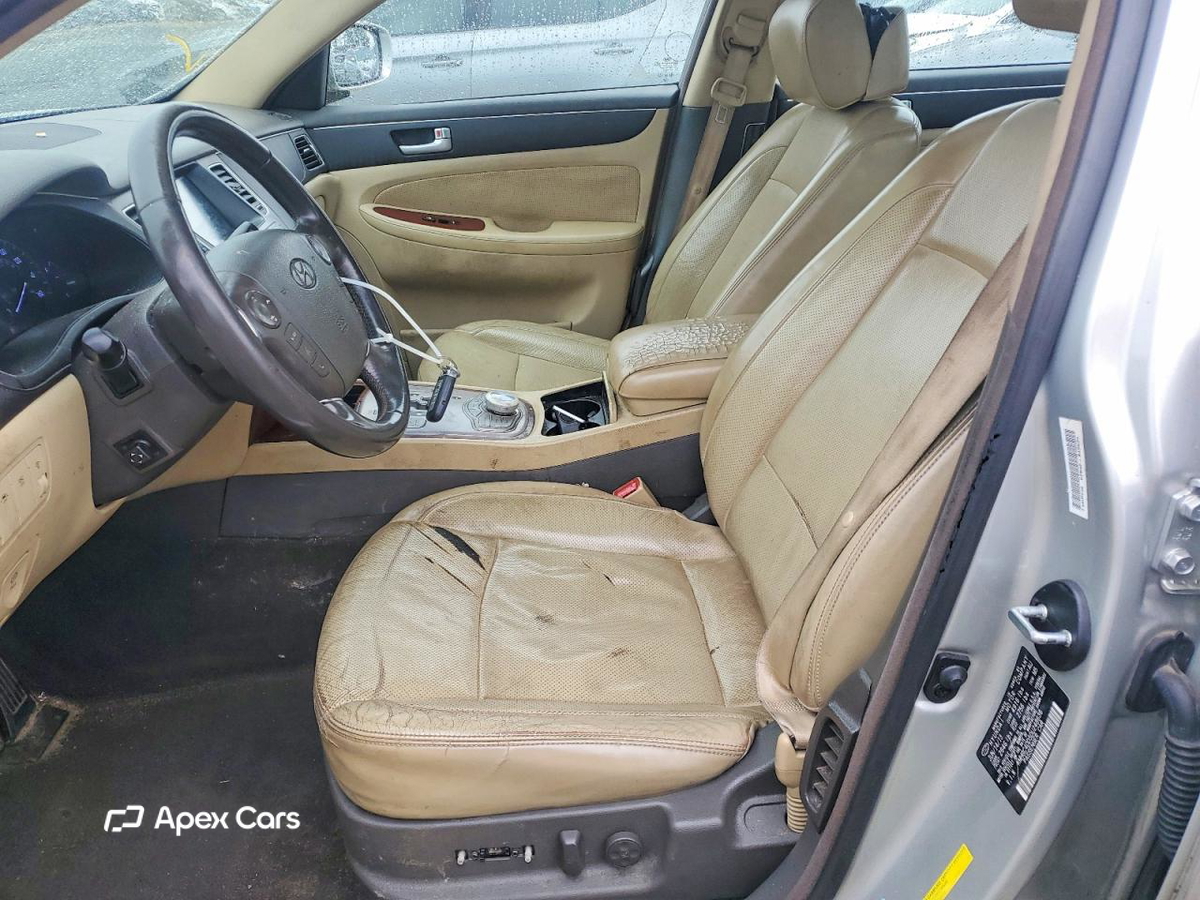 Hyundai Genesis 2013