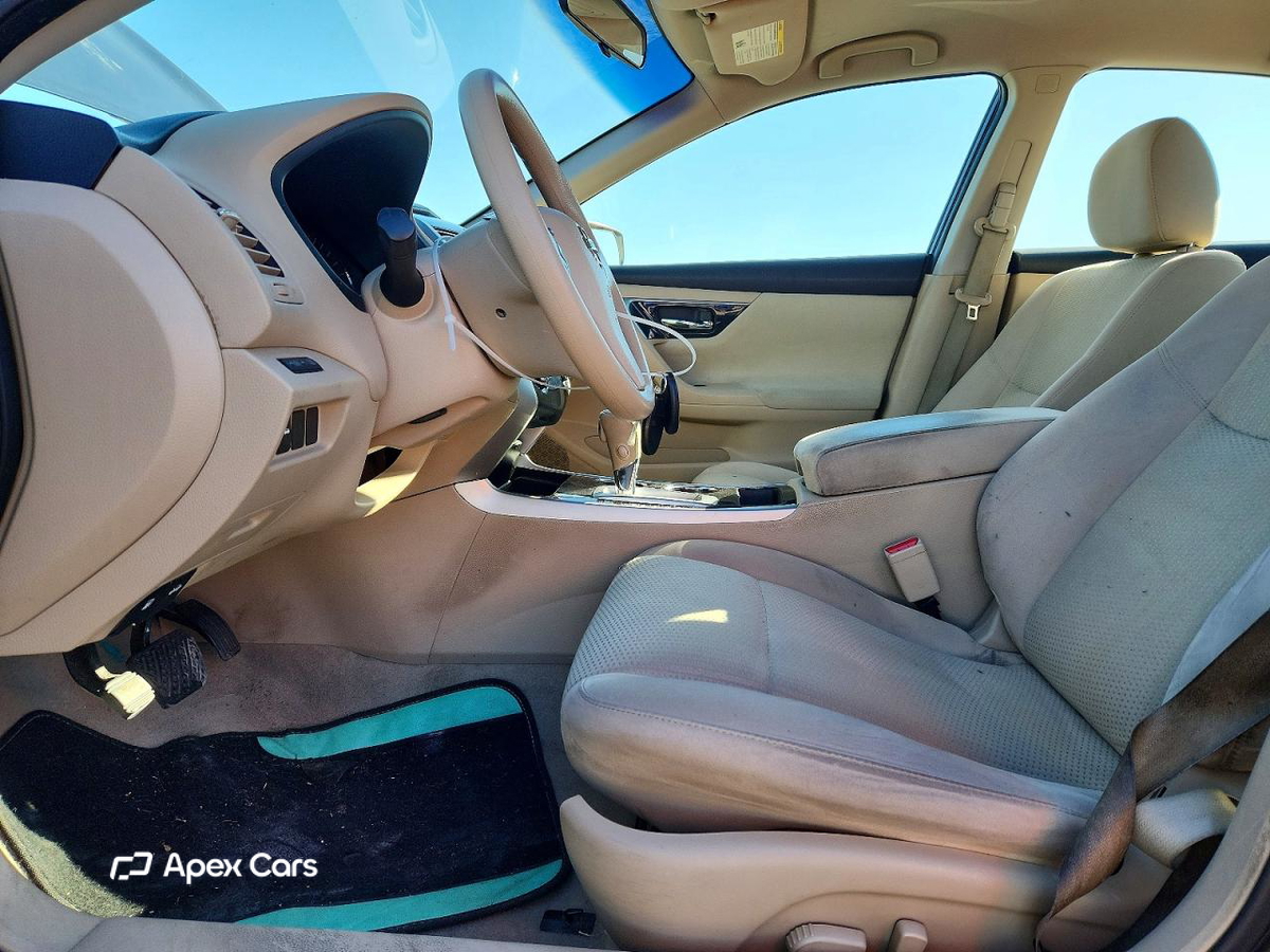 Nissan Altima 2014