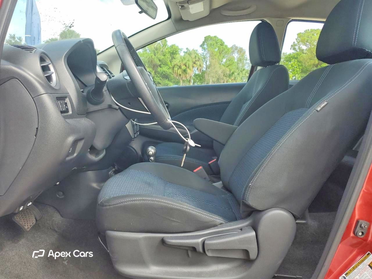 Nissan Versa 2019