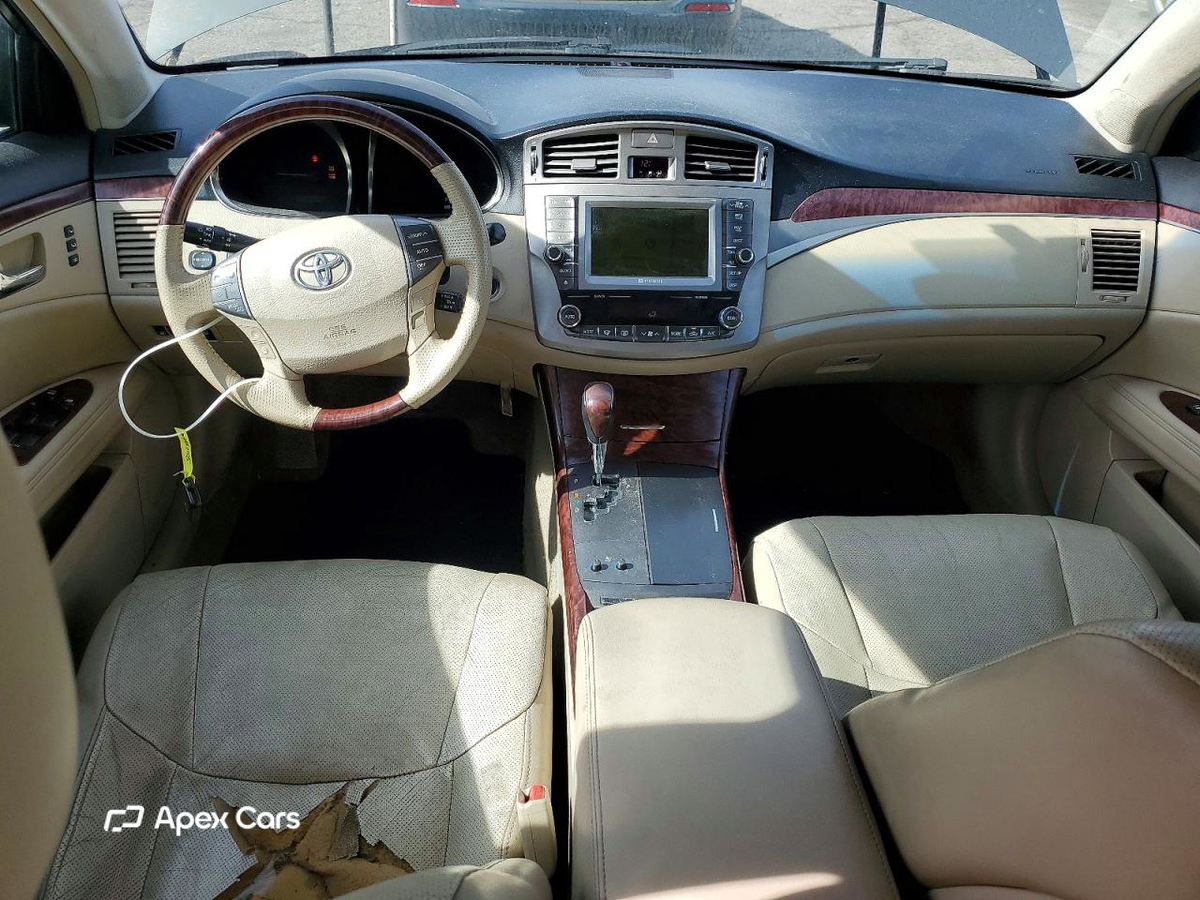 Toyota Avalon 2012