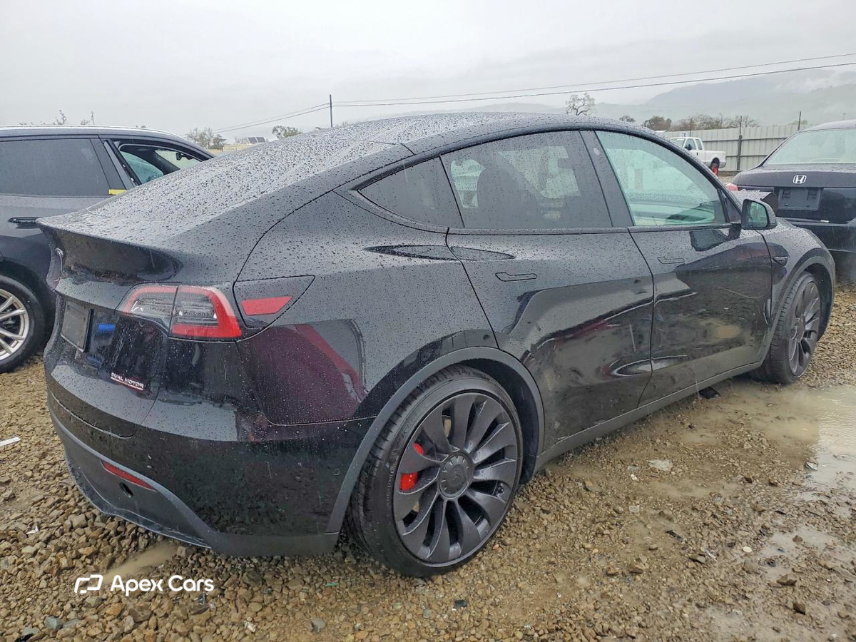 Tesla Model Y 2022