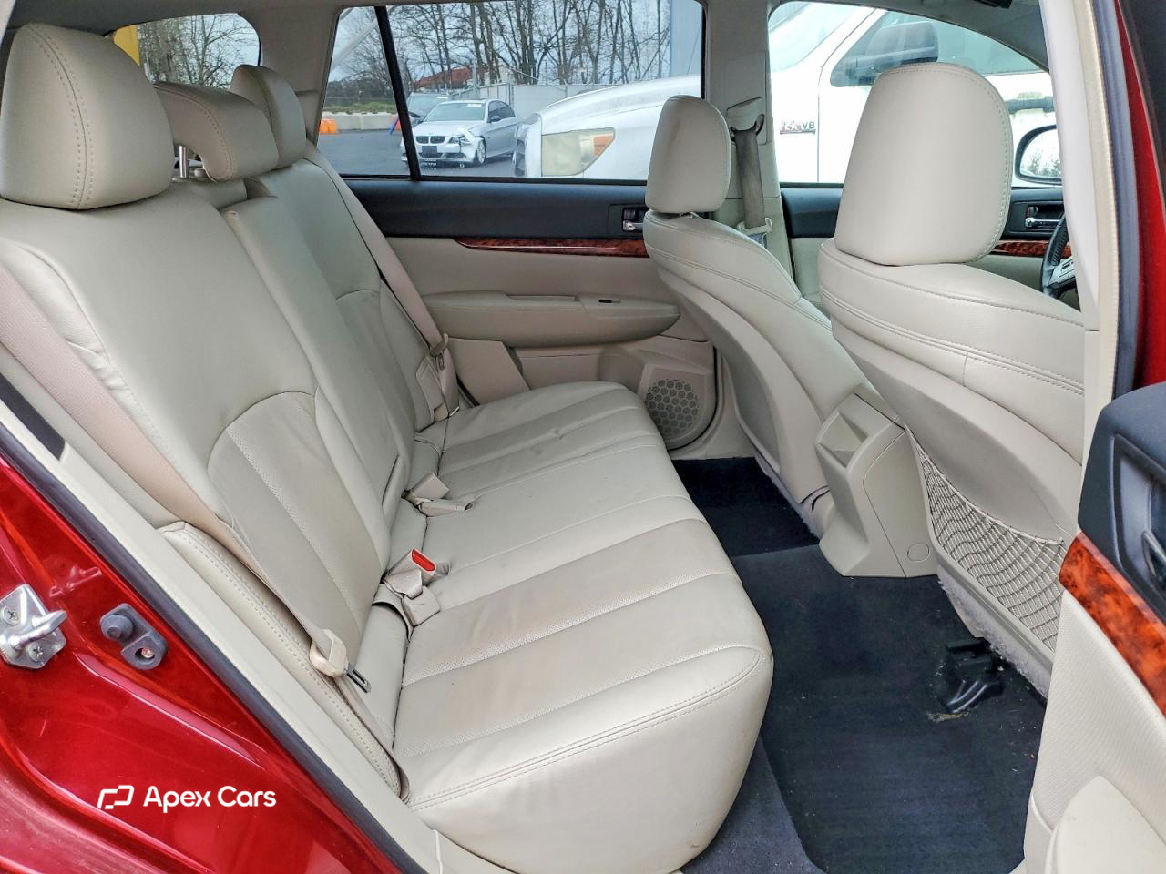 Subaru Outback 2011