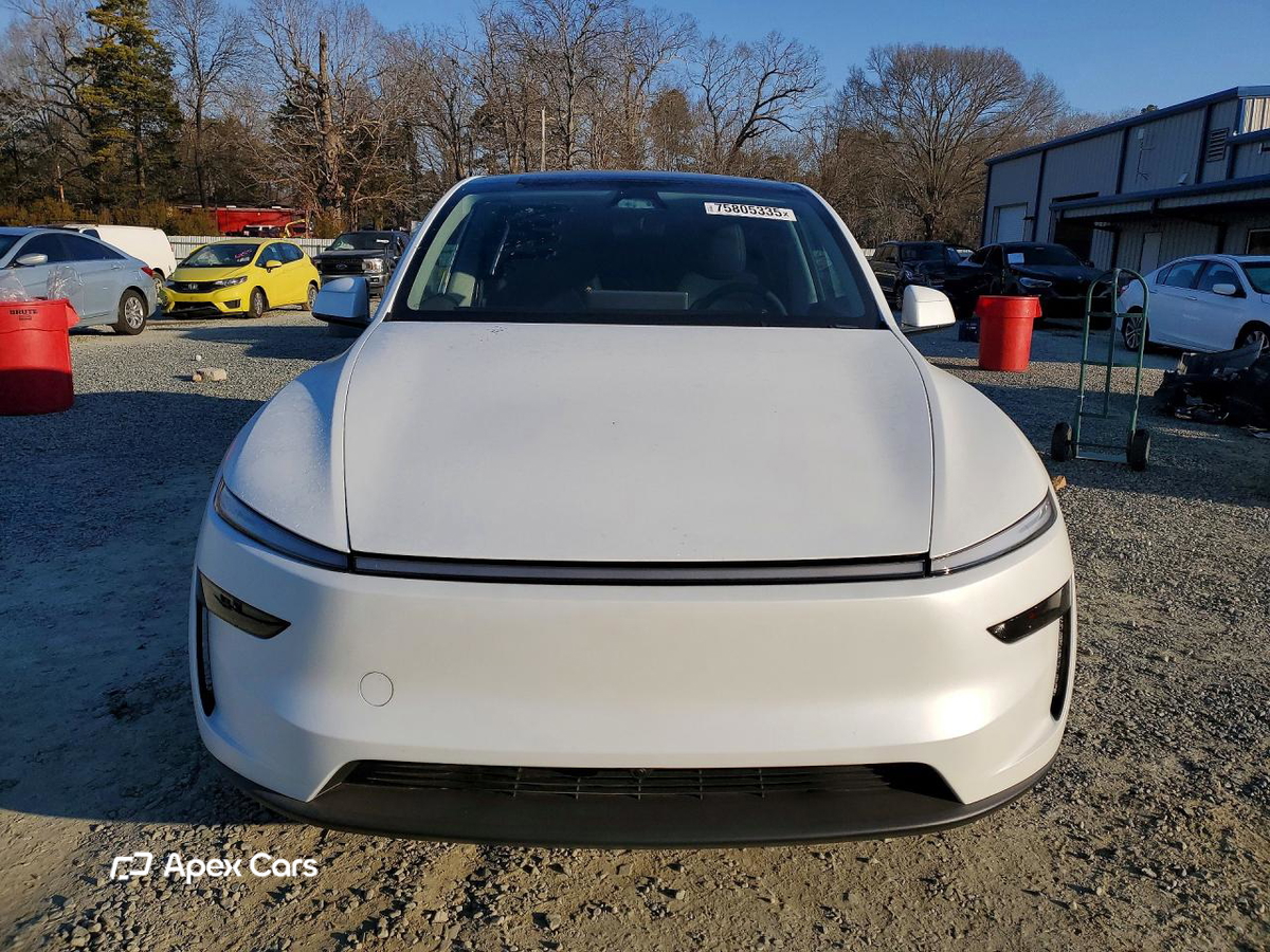 Tesla Model Y 2026