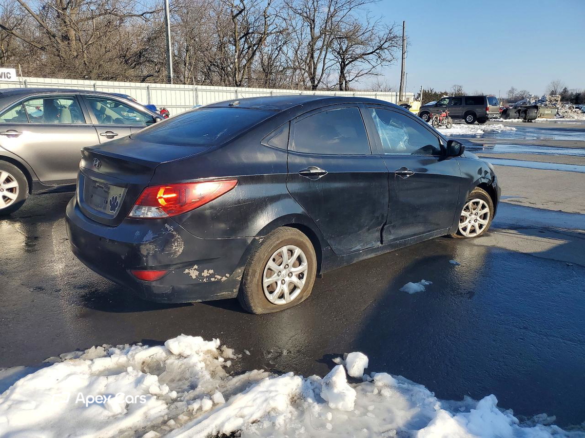 Hyundai Accent 2013