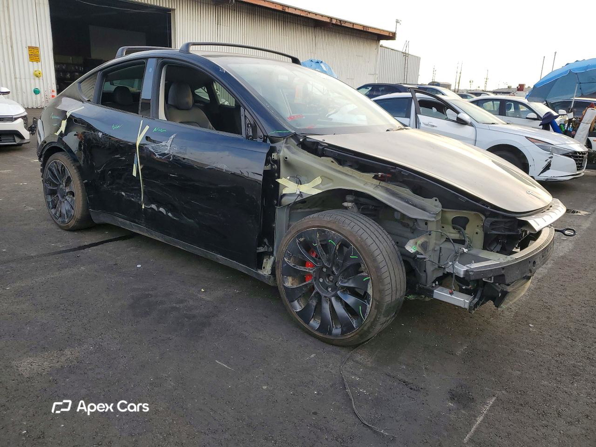 Tesla Model Y 2023