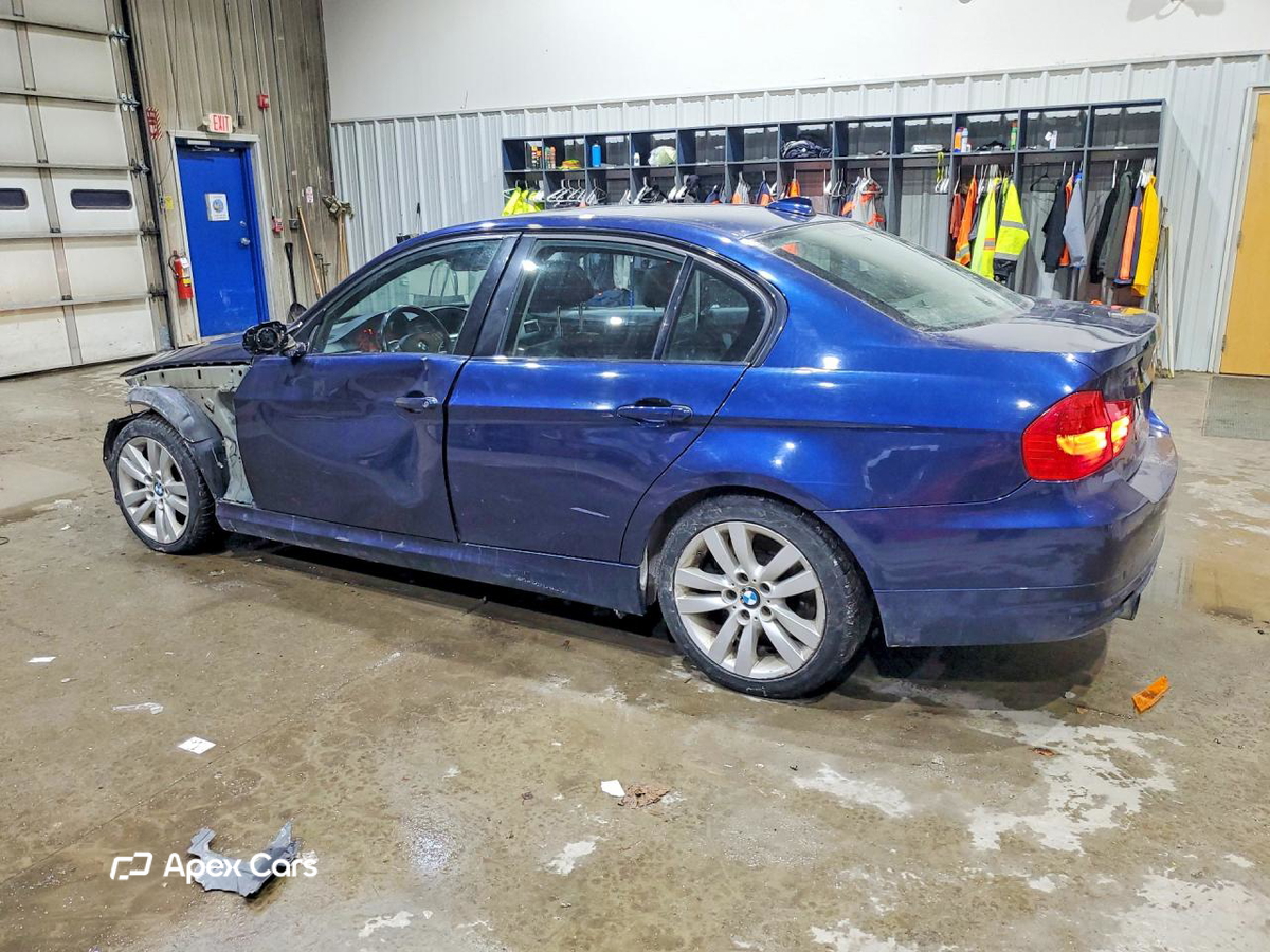 BMW Series 3 2011