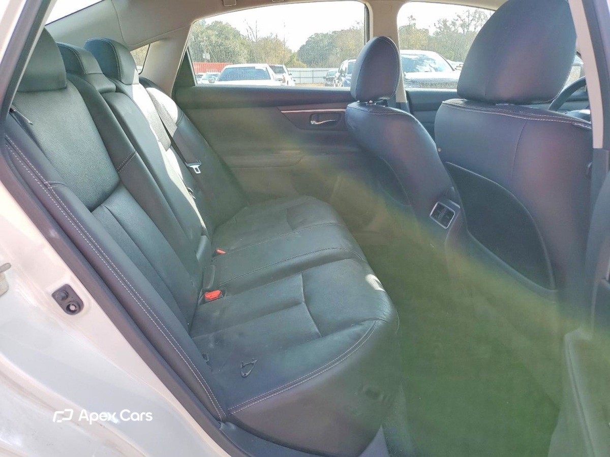 Nissan Altima 2015
