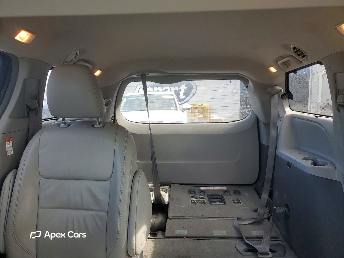 Toyota Sienna 2017