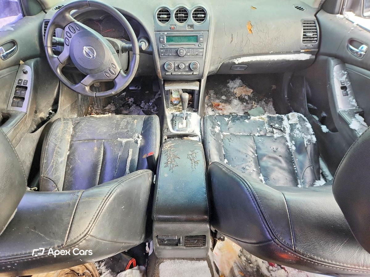 Nissan Altima 2012