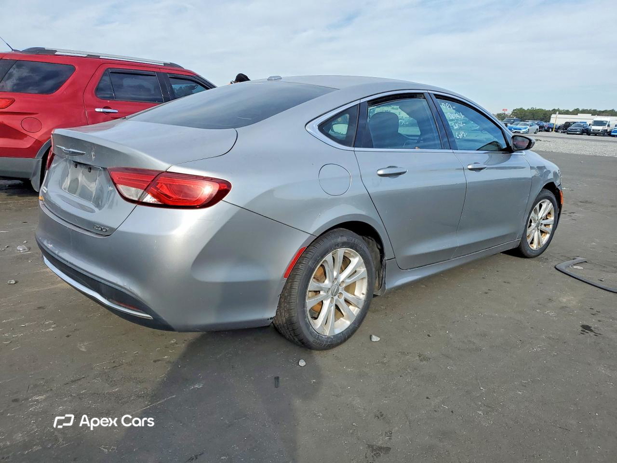 Chrysler 200 2015